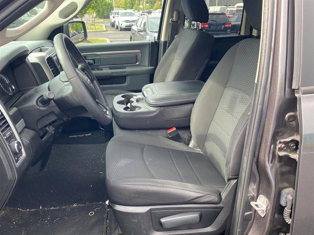 ram ram 1500 classic 2019 1C6RR7GG5KS724533 image ram ram 1500 classic 2019 1C6RR7GG5KS724533 image